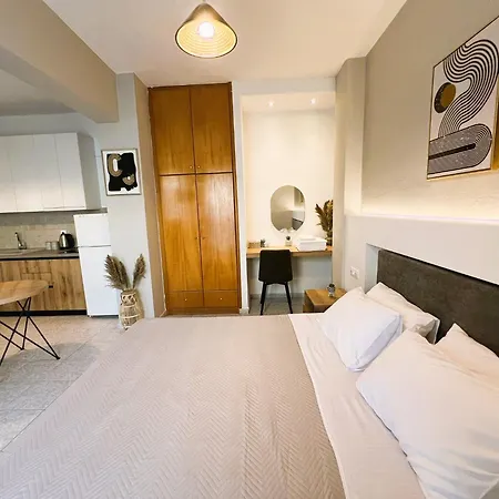 Ilias Nest 1 Apartment